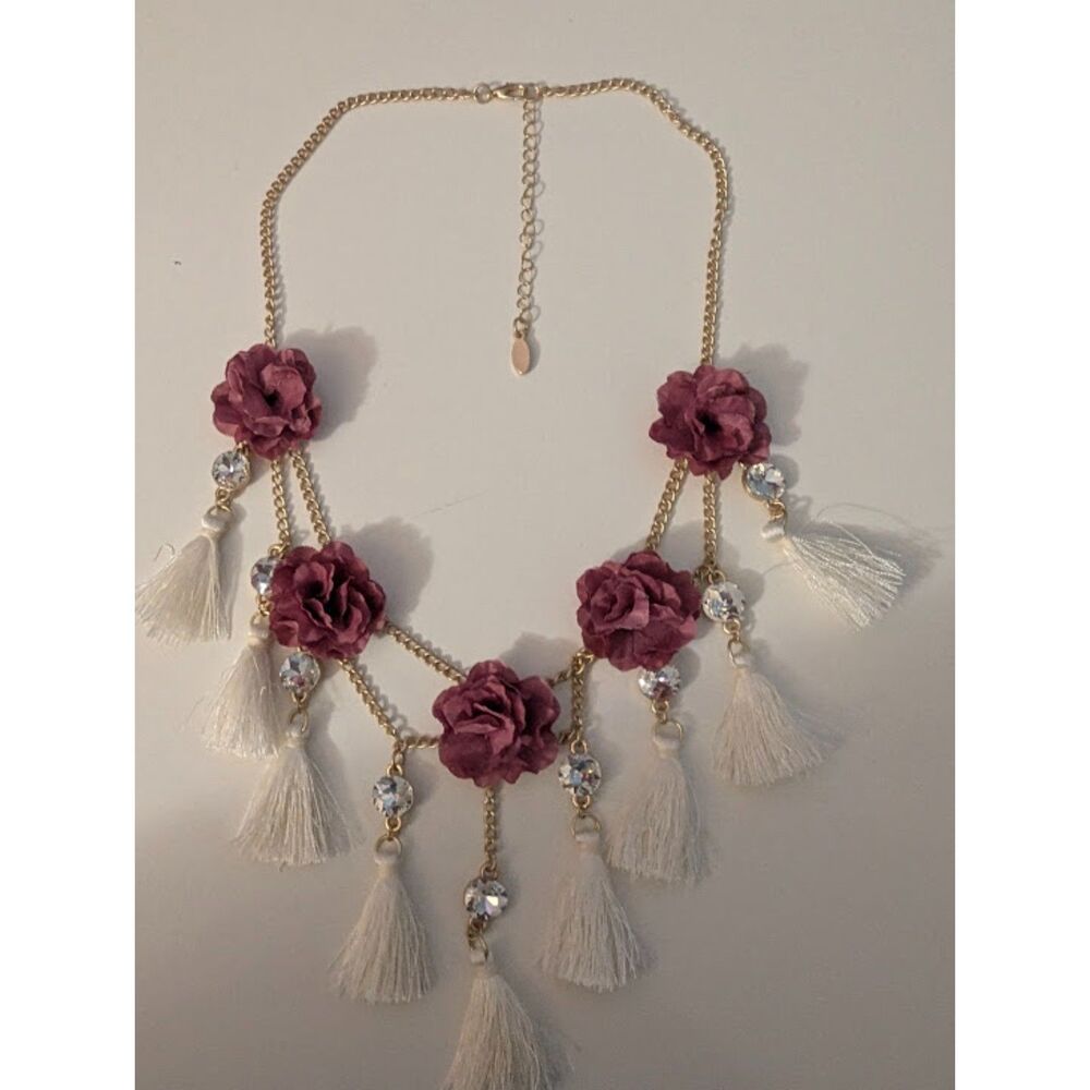 NWOT Joyfolie Flower Tassel rhinestone gold tone necklace